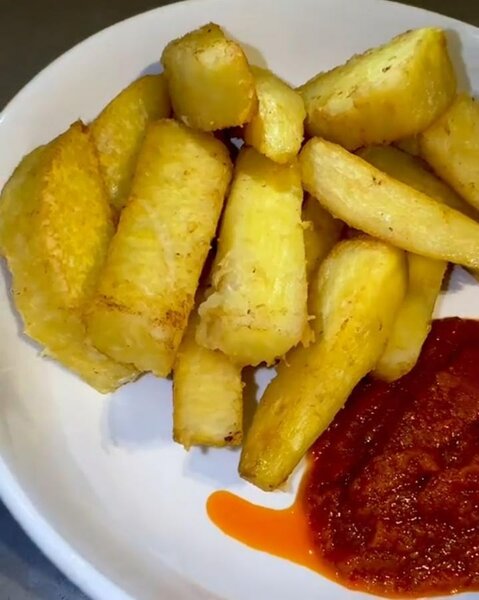 Frites de manioc croustillantes