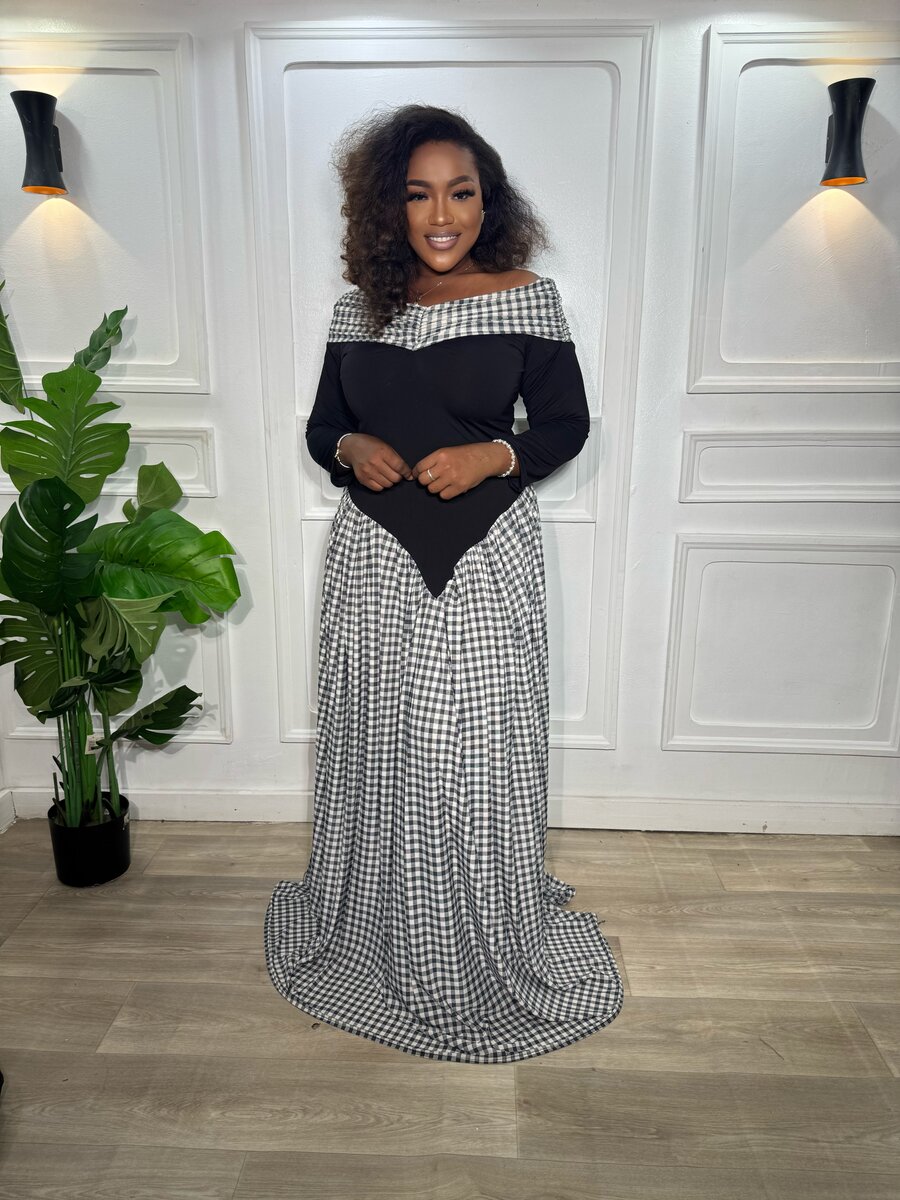 Robe longue élégante à carreaux