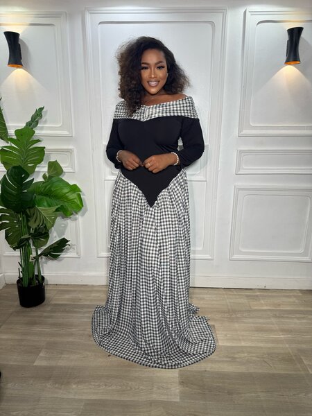 Robe longue élégante à carreaux