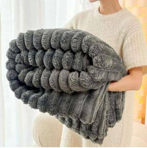 Couverture en fausse fourrure