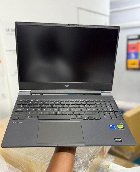 GAMING HP VICTUS  CORE i7