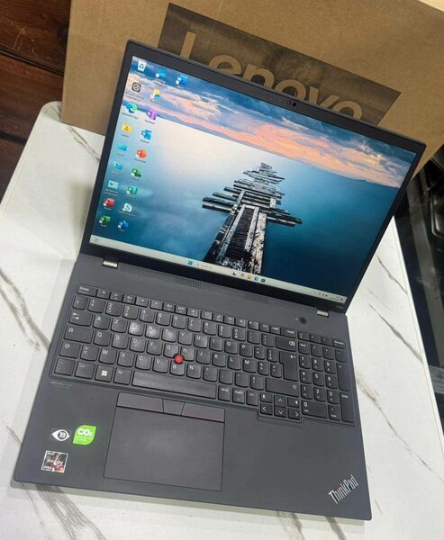 LENOVO THINKPAD P16s GEN 1 RYZ