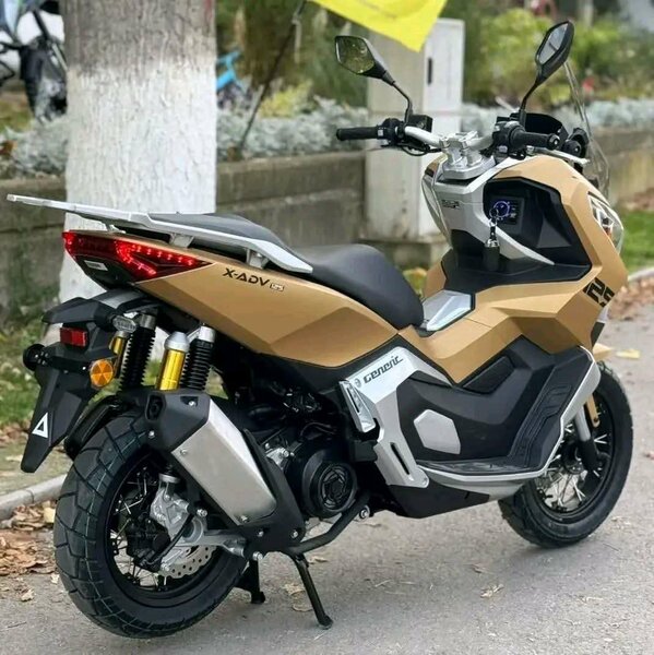 Honda ADV 125 - Scooter