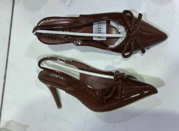 Chaussures à talons aiguilles ZARA