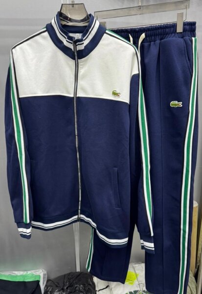 Ensemble de survêtement élégant