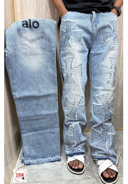 Jeans oversize homme déchirés