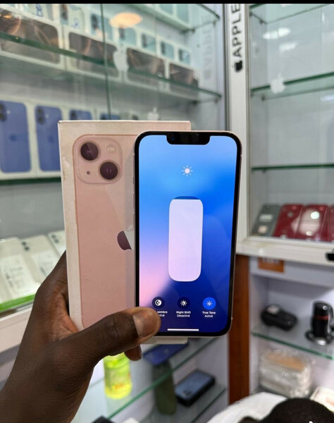 iPhone 13 Rose 128 Go