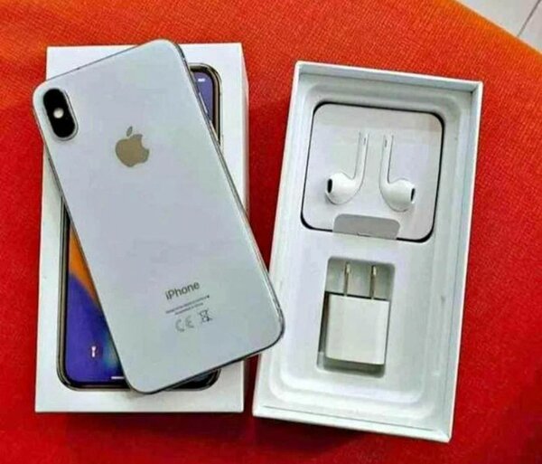iPhone X Argent 64Go