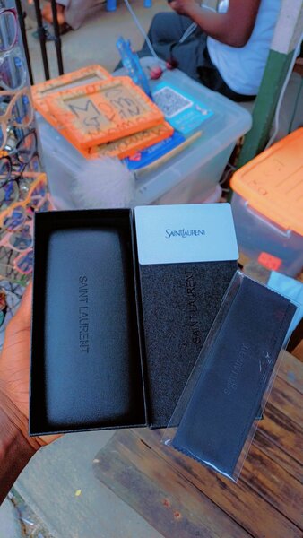 Étui à lunettes Saint Laurent