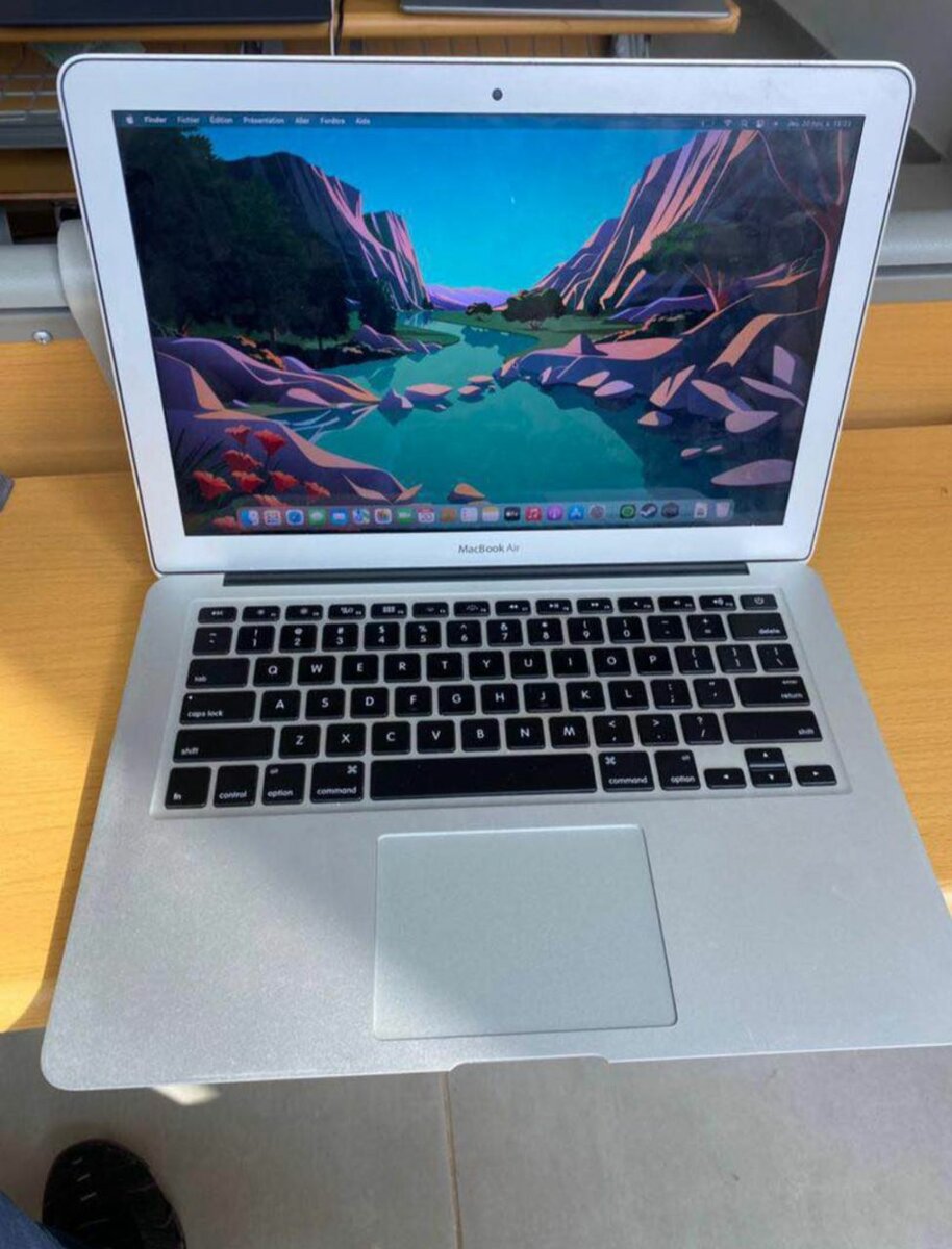 Ordinateur portable Apple MacBook