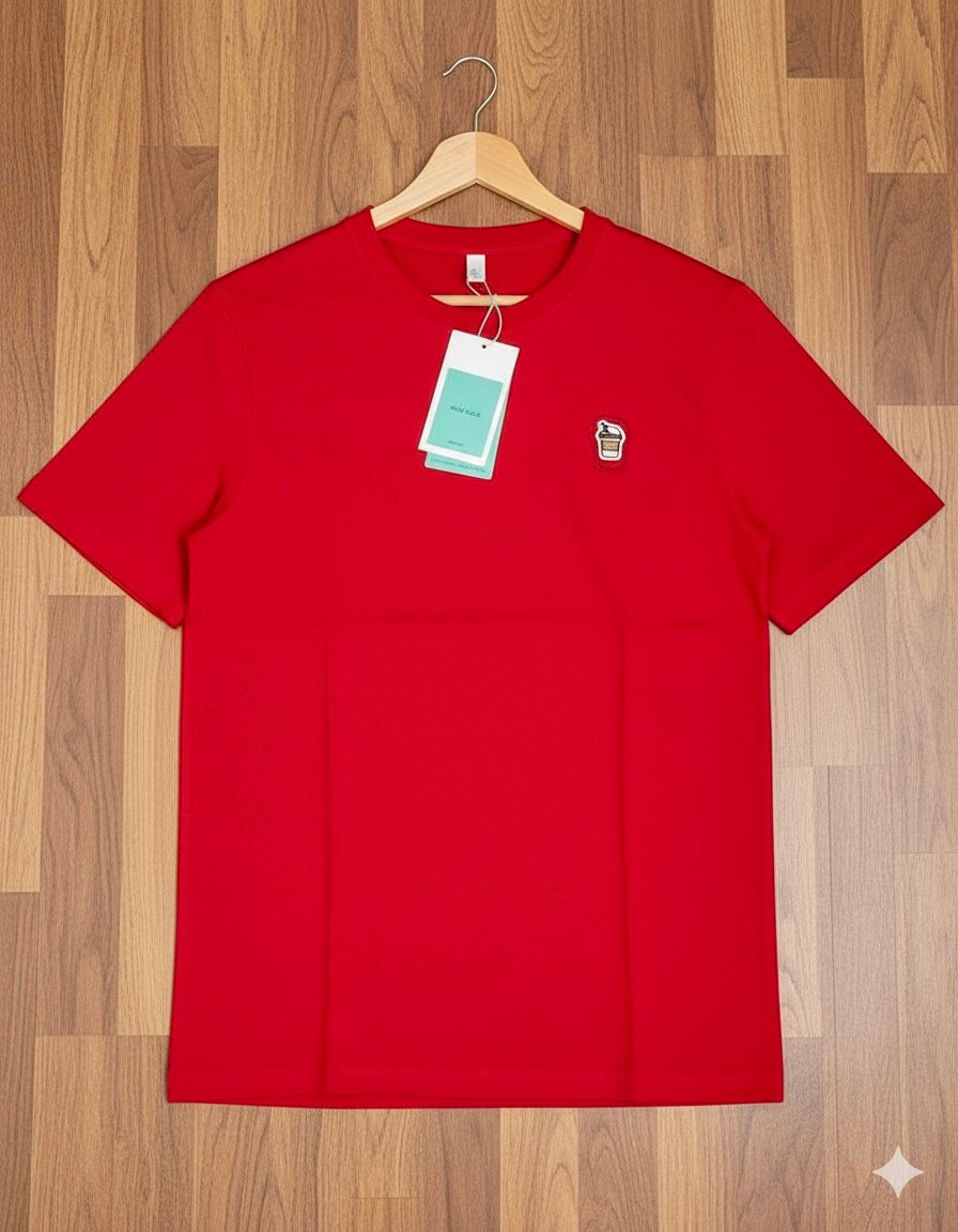 T-shirt rouge avec motif