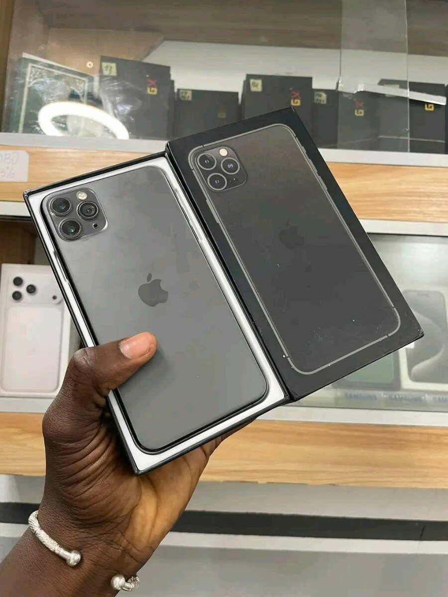 Apple iPhone 11 Pro - Smartphone Débloqué