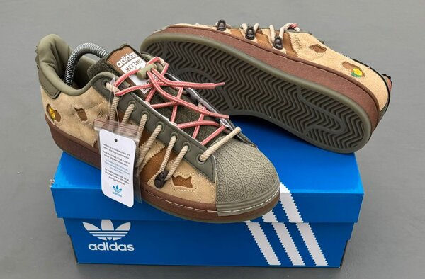 Chaussures Adidas Bad Bunny