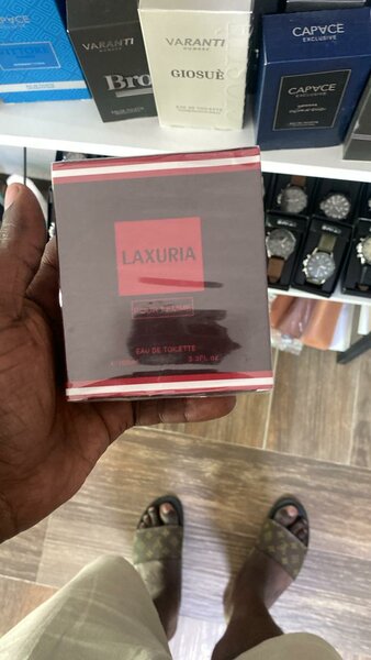 Laxuria Eau de Toilette pour Homme