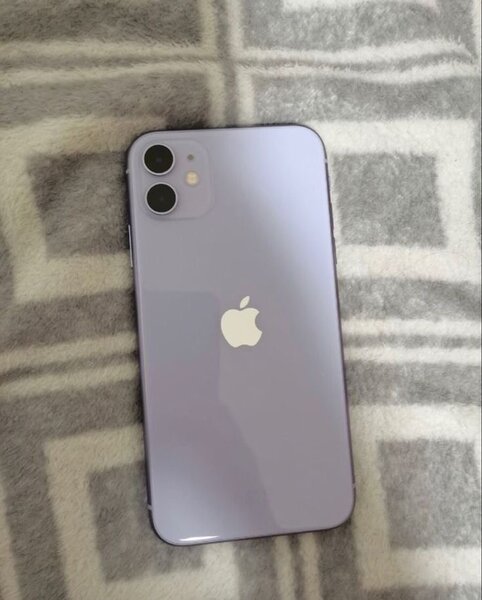 Apple iPhone 11 violet reconditionné