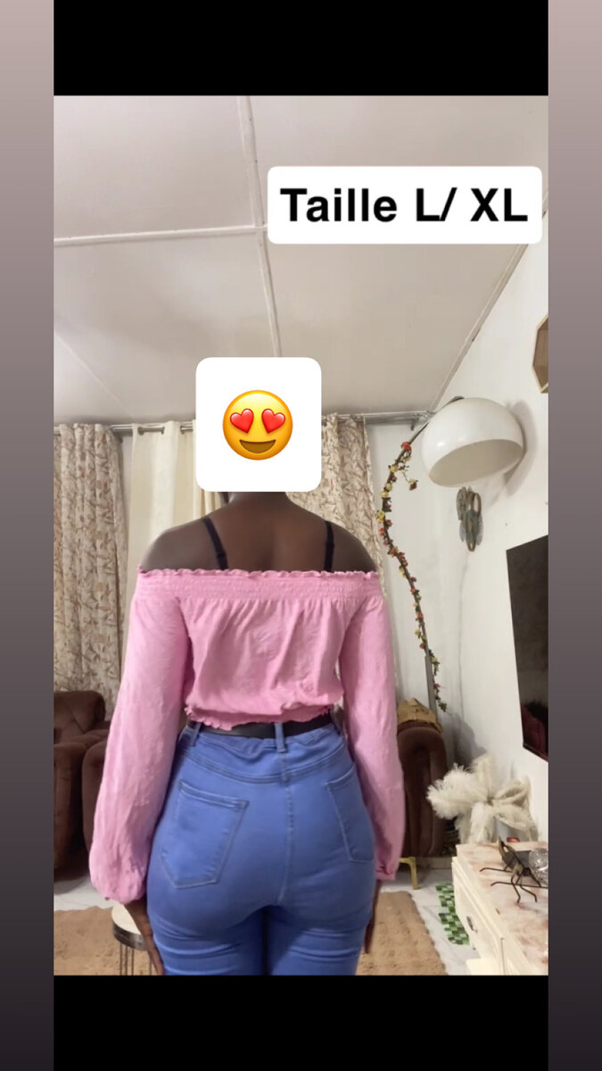 Haut rose épaules dénudées