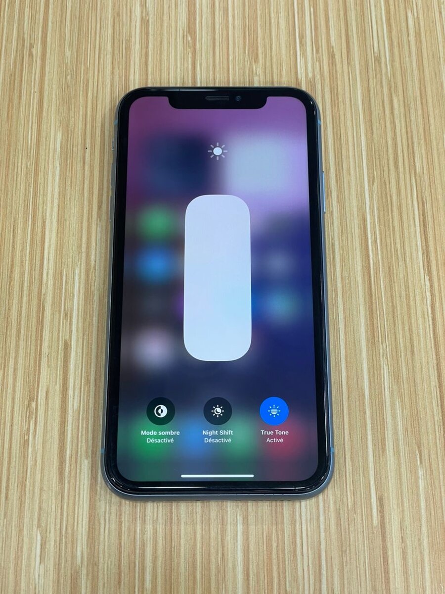 iPhone XR 64GB Bleu Débloqué