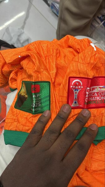 Maillot Puma Équipe