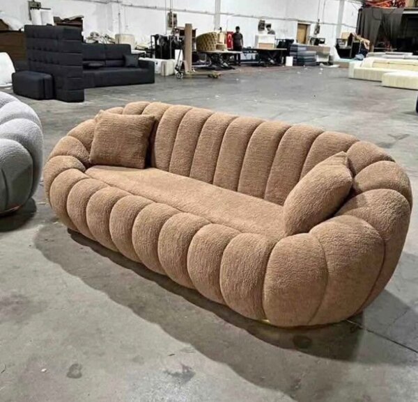 Canapé marron design en tissu