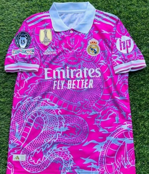 Maillot de football dragon rose