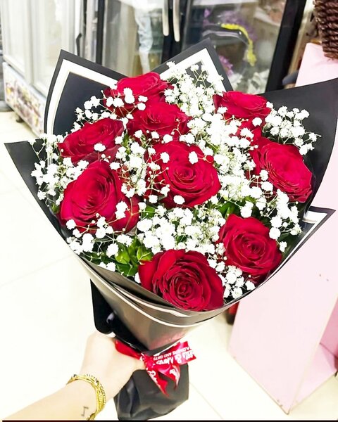 Bouquet roses rouges élégantes