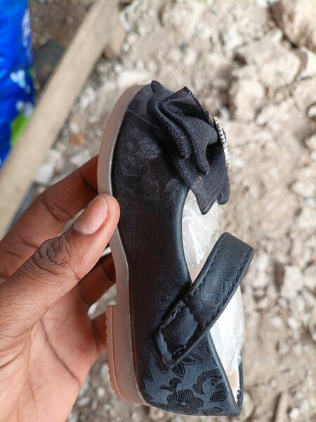 Ballerines noir bébé élégantes