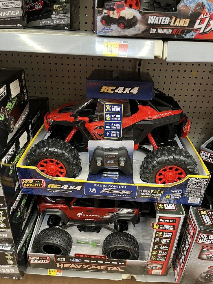 Voiture télécommandée RC4x4 - 4 roues motrices