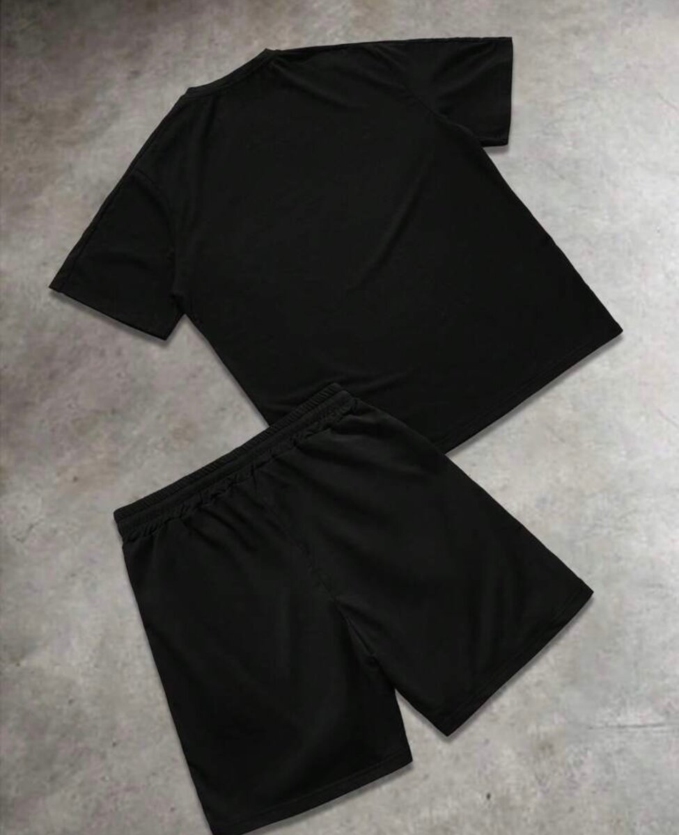 Ensemble de sport noir style élégant