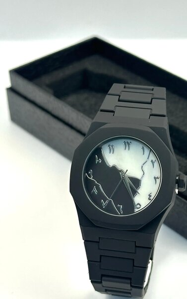 Montre minimaliste noire