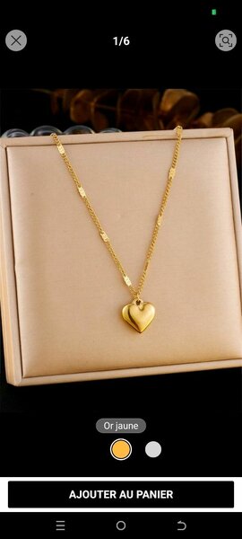 Collier en or jaune avec pendentif coeur