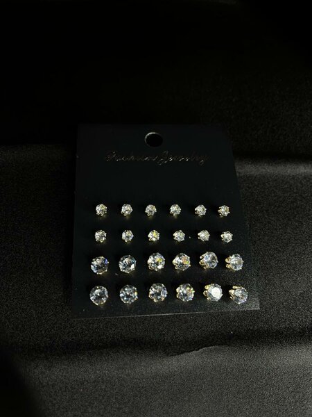 Boucles d'oreilles élégantes en perles et strass