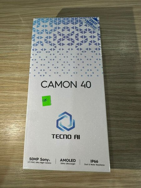 Smartphone Tecno Camon 40