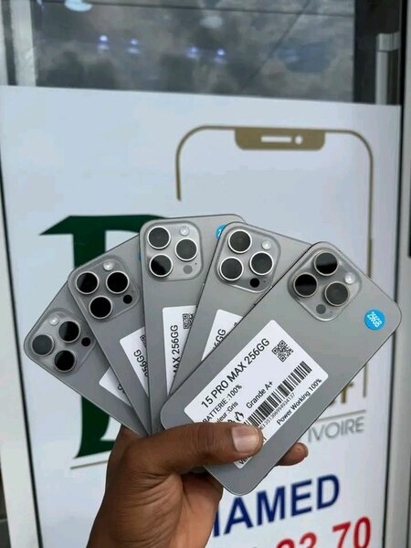 iPhone 15 Pro Max 256Go Reconditionné