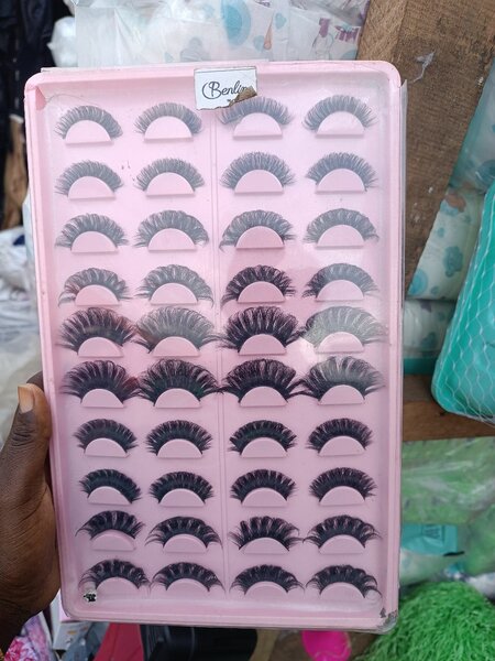 Faux-cils volumineux 5D Benlux