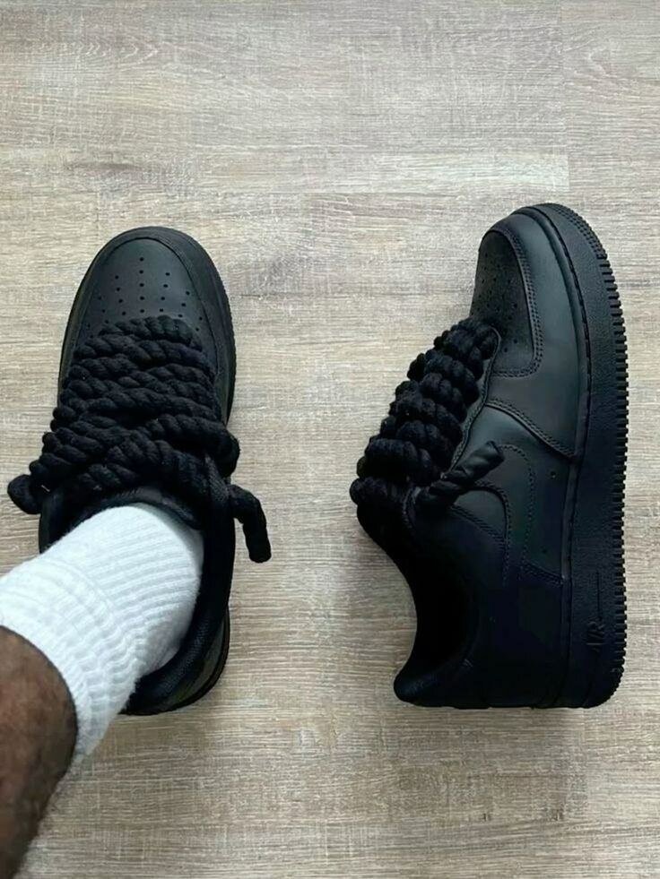 Nike AF1 NOIR GROS LACET