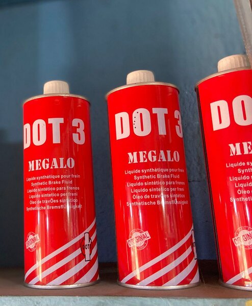 Liquide de frein synthétique DOT 3 MEGALO