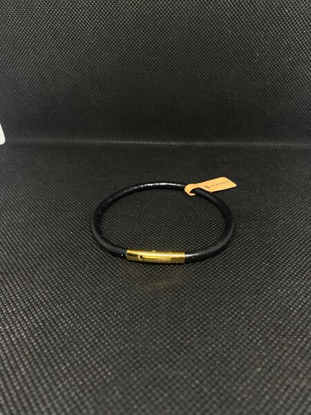 Bracelet en cuir élégant