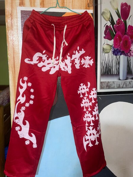 Pantalon de sport rouge stylé