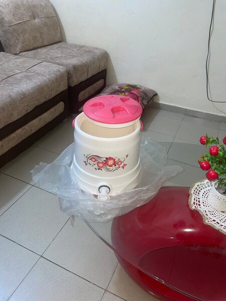 Distributeur d'eau isolant