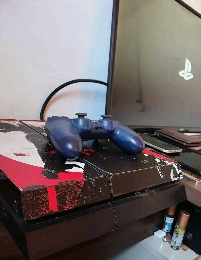 Console PS4 personnalisée