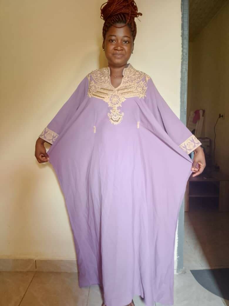 Robe longue avec broderie élégante