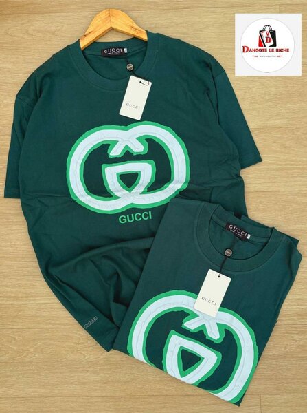 T-shirt Gucci vert avec logo
