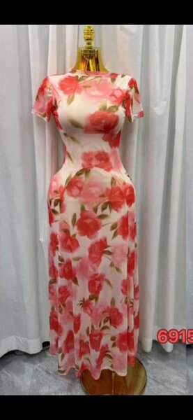 Robe longue florale élégante