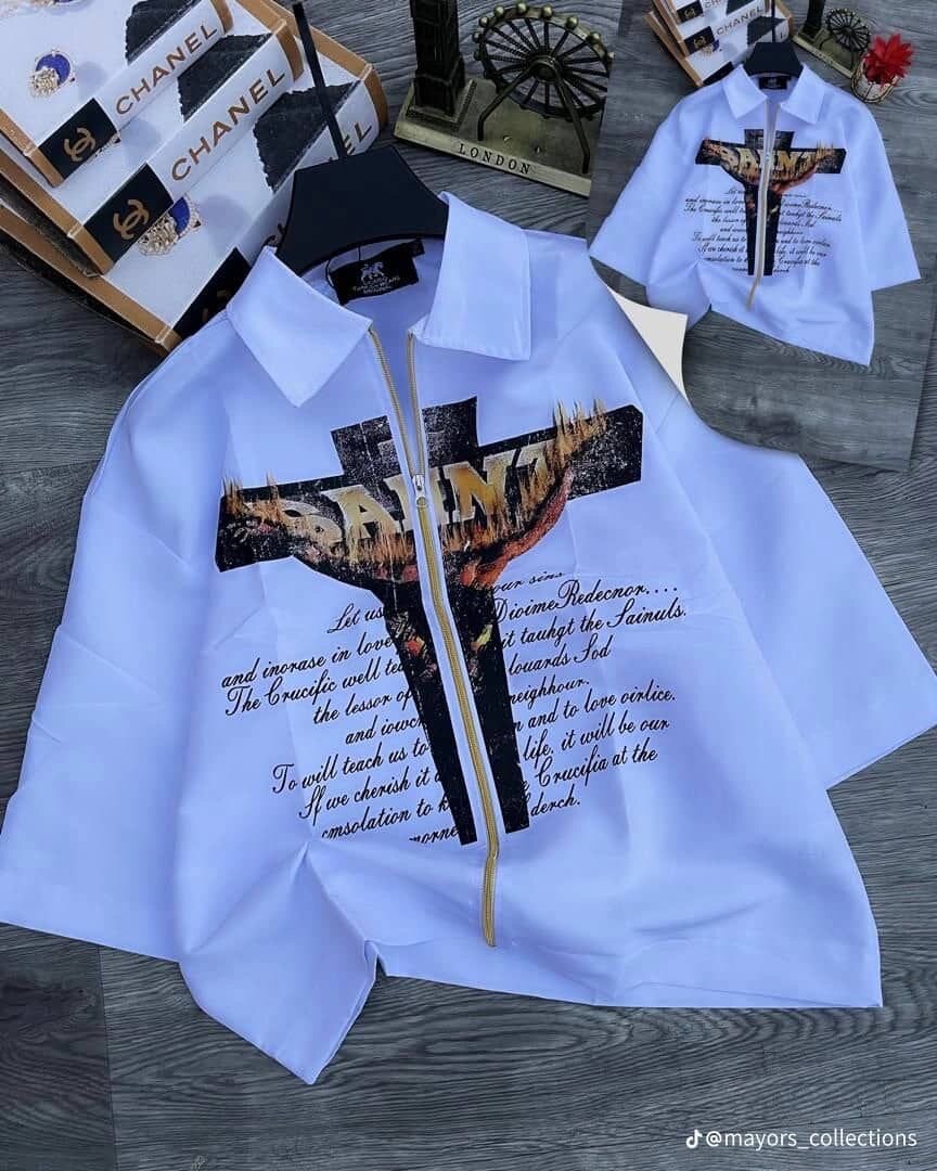 Chemise homme avec croix chrétienne