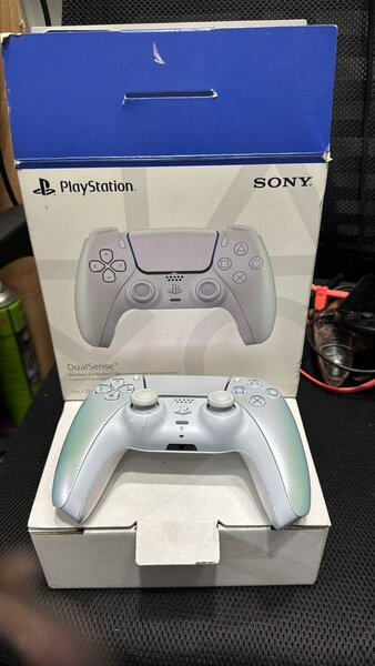 Manette Sony DualSense blanche pour PS5