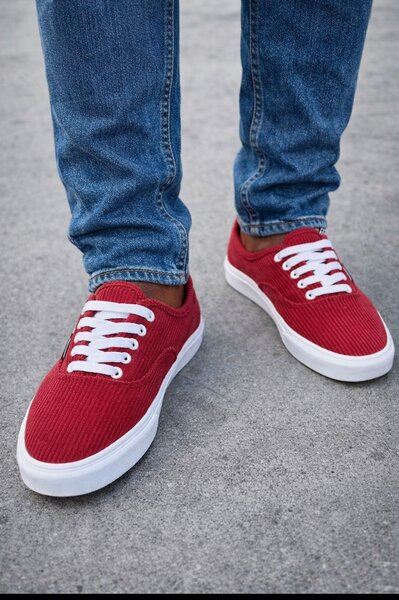 Chaussures rouges pour homme