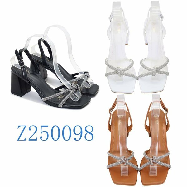 Sandales à talons brillantes