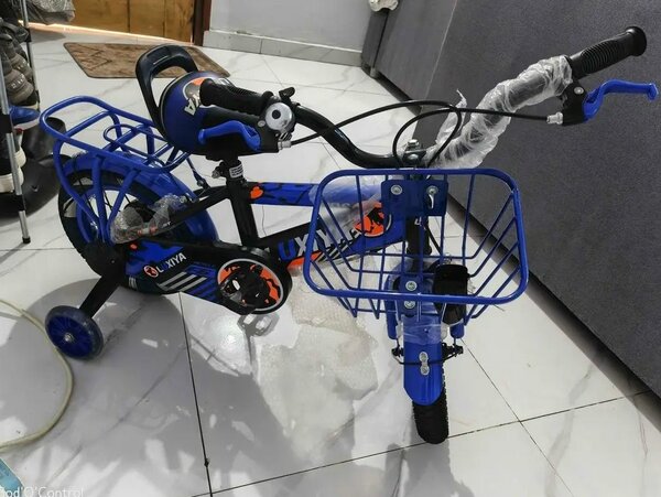 Vélo enfant 16 pouces avec panier