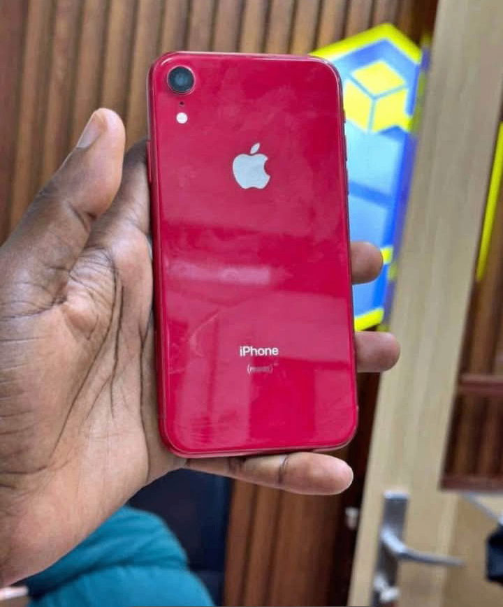 iPhone XR Rouge Brillant