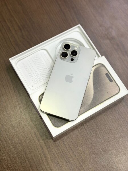 iPhone 15 Pro Max Argent